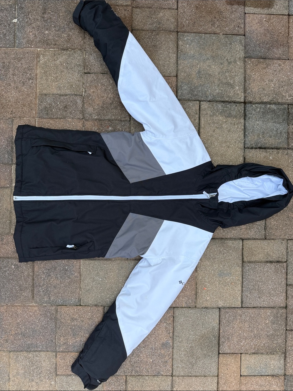 Girls size youth medium (10-12) Columbia Omni Heat Lined Ski Jacket